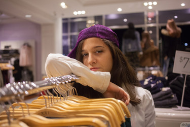 Caroline Ray/Pictures/Zishy.com Caroline Ray Fox Hills Mall - 1920px - 52x/025_yp4k5x9qg1xz.jpg