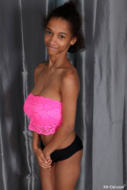 Addisson Photocollection/XX-Cel/2021.02.13 - Set 7 - 90 pix/07.jpg