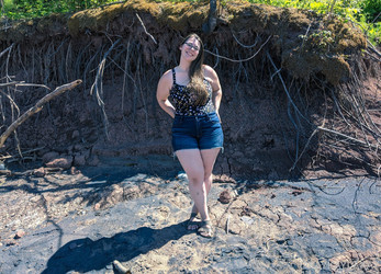 [OnlyFans] Kayla Kay (@okaykaylakayy)/Images/1022x737_293c7500ed475270b8329e9217b751bb.jpg