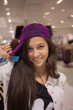Caroline Ray/Pictures/Zishy.com Caroline Ray Fox Hills Mall - 1920px - 52x/023_e5unaxbpfd01.jpg