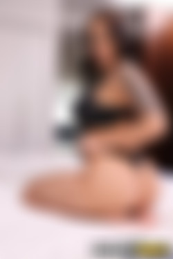 2022-07-23 [btra18541] Jennifer Mendez Gets a Bangbros Delivery (x283)/btra18541028.jpg