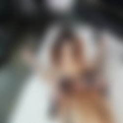 3D-XStar---April-Strokes-the-Pianist!-(2D)-xTjhMMej.mp4